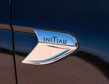 Renault Clio Initiale Paris [Worldwide] '2019–23