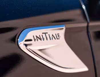Renault Clio Initiale Paris [Worldwide] '2019–23