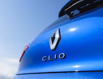 Renault Clio R.S. Line [UK-spec] '2019–23
