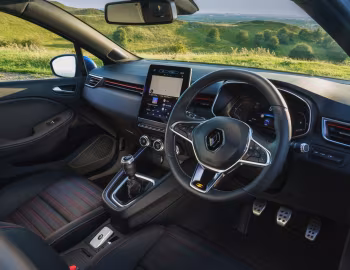 Интерьер Renault Clio R.S. Line [UK-spec] '2019–23