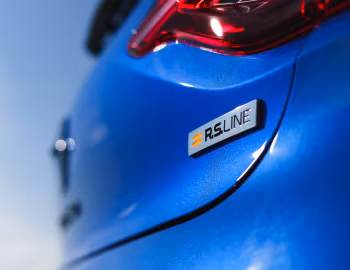 Renault Clio R.S. Line [UK-spec] '2019–23
