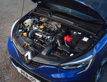 Sous la capuche Renault Clio R.S. Line [UK-spec] '2019–23