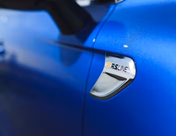 Renault Clio R.S. Line [UK-spec] '2019–23
