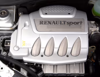 Under The Hood Renault Clio Sport [South Africa] '2002–05