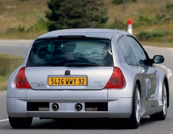 Renault Clio V6 [Worldwide] '11.2000–06.2003