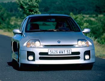 Renault Clio V6 [Worldwide] '11.2000–06.2003