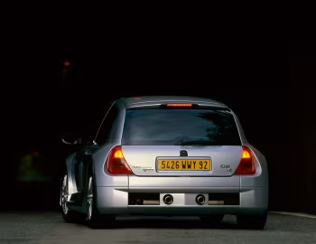 Renault Clio V6 [Worldwide] '11.2000–06.2003