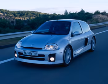 Renault Clio V6 [Worldwide] '11.2000–06.2003