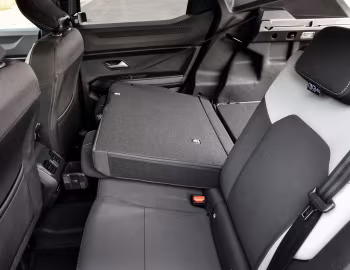 Interior Renault Duster [Australia] '2025–pr.