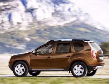 Renault Duster [Worldwide] '06.2010–14