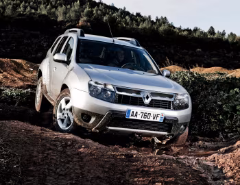 Renault Duster [Worldwide] '06.2010–14
