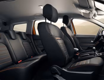 Інтэр'ер Renault Duster "Edition One" [CIS] '2021