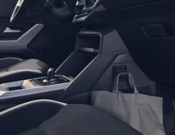 Interior Renault Duster E-TECH Hybrid [Turkey] '2024–pr.