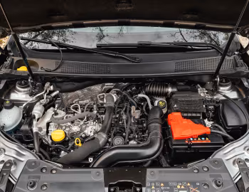 Under The Hood Renault Duster Iconic [Latam] '2024–pr.