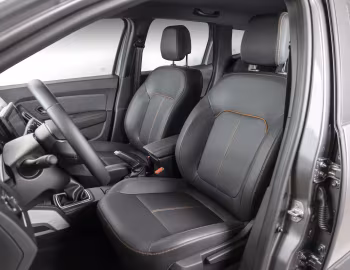 Interior Renault Duster Iconic Plus "Outsider Pack" [Latam] '2024–pr.
