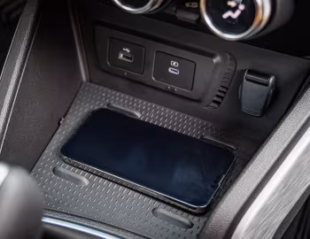 Interior Renault Duster Iconic Plus "Outsider Pack" [Latam] '2024–pr.