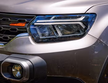 Renault Duster Iconic Plus "Outsider Pack" [Latam] '2024–pr.