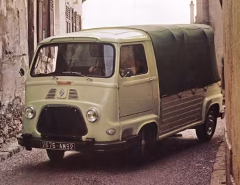 Renault Estafette 1000 R2137 plateau bâché '1968–69