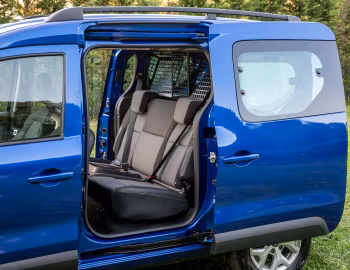 Interior Renault Express Combi [Turkey] '2021–pr.
