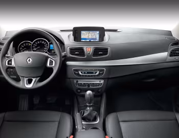 Торпедо Renault Fluence [Worldwide] '2009–12