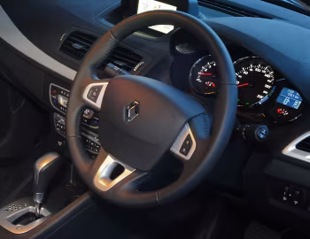 Front Panel Renault Fluence [Australia] '2010–13