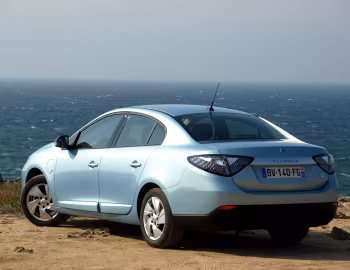 Renault Fluence Z.E. [Worldwide] '2010–14