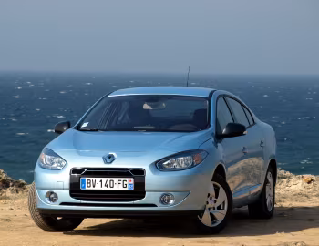 Renault Fluence Z.E. [Worldwide] '2010–14