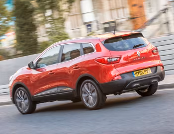 Renault Kadjar "Bose" [UK-spec] '2015–18