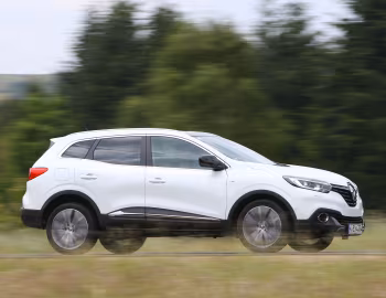 Renault Kadjar "Bose" [Worldwide] '2015–18
