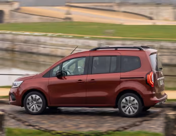 Renault Kangoo E-TECH electric [Worldwide] '2022–pr.