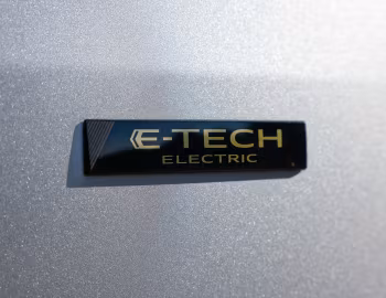 Renault Kangoo L2H1 E-TECH Van [Worldwide] '2021–pr.
