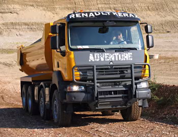 Renault Kerax XTREM 520 DXi 8×4 Parablocs Compas Tipper '2011–13