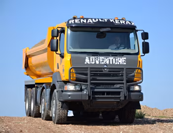 Renault Kerax XTREM 520 DXi 8×4 Parablocs Compas Tipper '2011–13