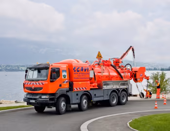Renault Kerax 450 DXi 8×4 vacuum truck '2006–14