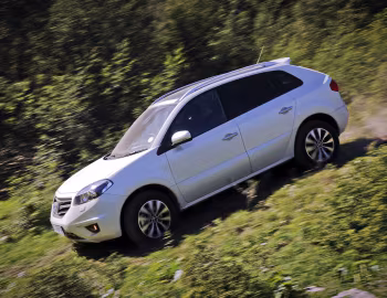 Renault Koleos [South Africa] '2012–13