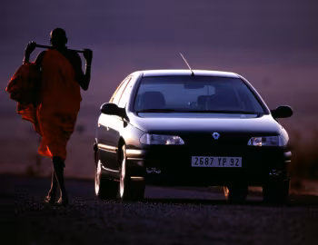 Renault Laguna [Worldwide] '1993–98