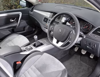 内饰 Renault Laguna GT Line [UK-spec] (X91) '2011–12