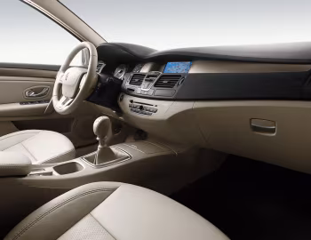 Интерьер Renault Laguna [Worldwide] (X91) '2007–10