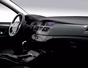 Интерьер Renault Laguna [Worldwide] (X91) '2007–10