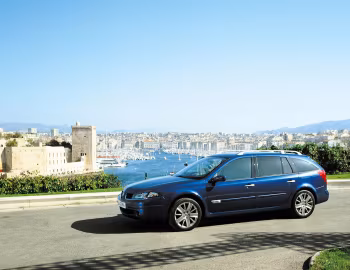 Renault Laguna Break [Worldwide] '2005–07