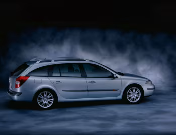 Renault Laguna Break [Worldwide] '2001–05
