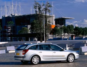 Renault Laguna Break [Worldwide] '2001–05