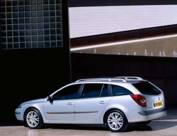 Renault Laguna Break [Worldwide] '2001–05