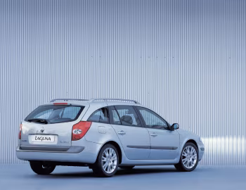 Renault Laguna Break [Worldwide] '2001–05
