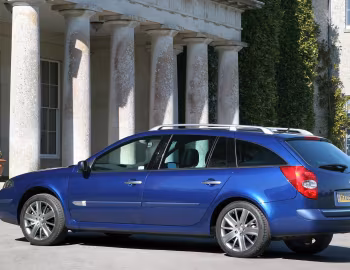 Renault Laguna Break [UK-spec] '2005–07