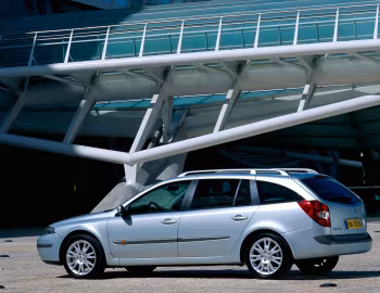 Renault Laguna Break [Worldwide] '2001–05