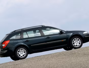 Renault Laguna "Emotion" Grandtour [Germany] '05.2003–12.2004