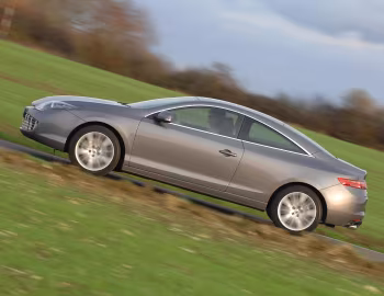Renault Laguna Coupé [UK-spec] (X91) '2008–12
