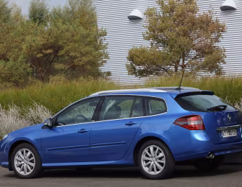 Renault Laguna Grandtour [Worldwide] '2010–13