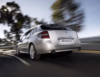 Renault Laguna GT Grandtour [Worldwide] (X91) '2008–10